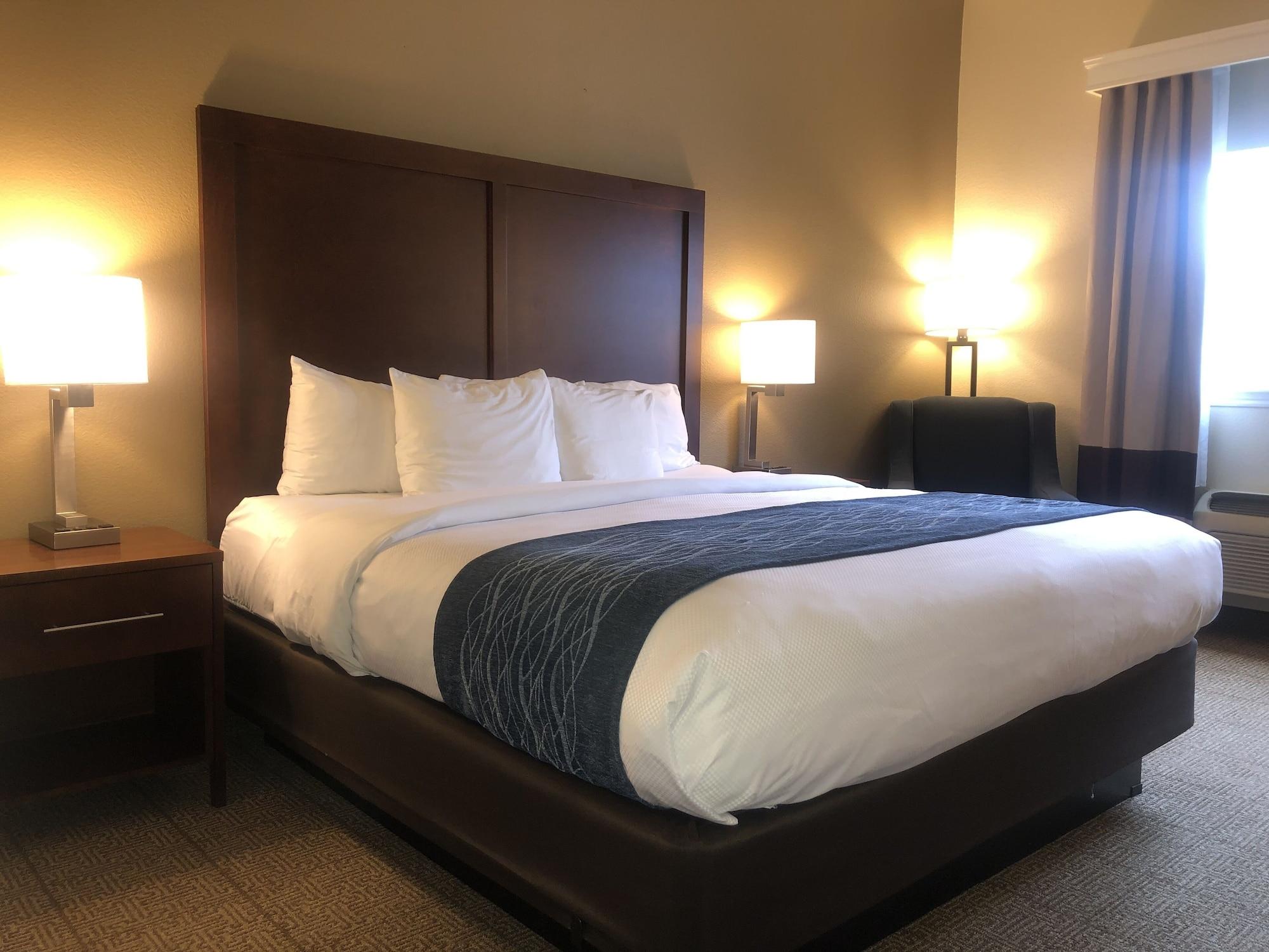 Comfort Inn & Suites Ukiah Mendocino County Buitenkant foto