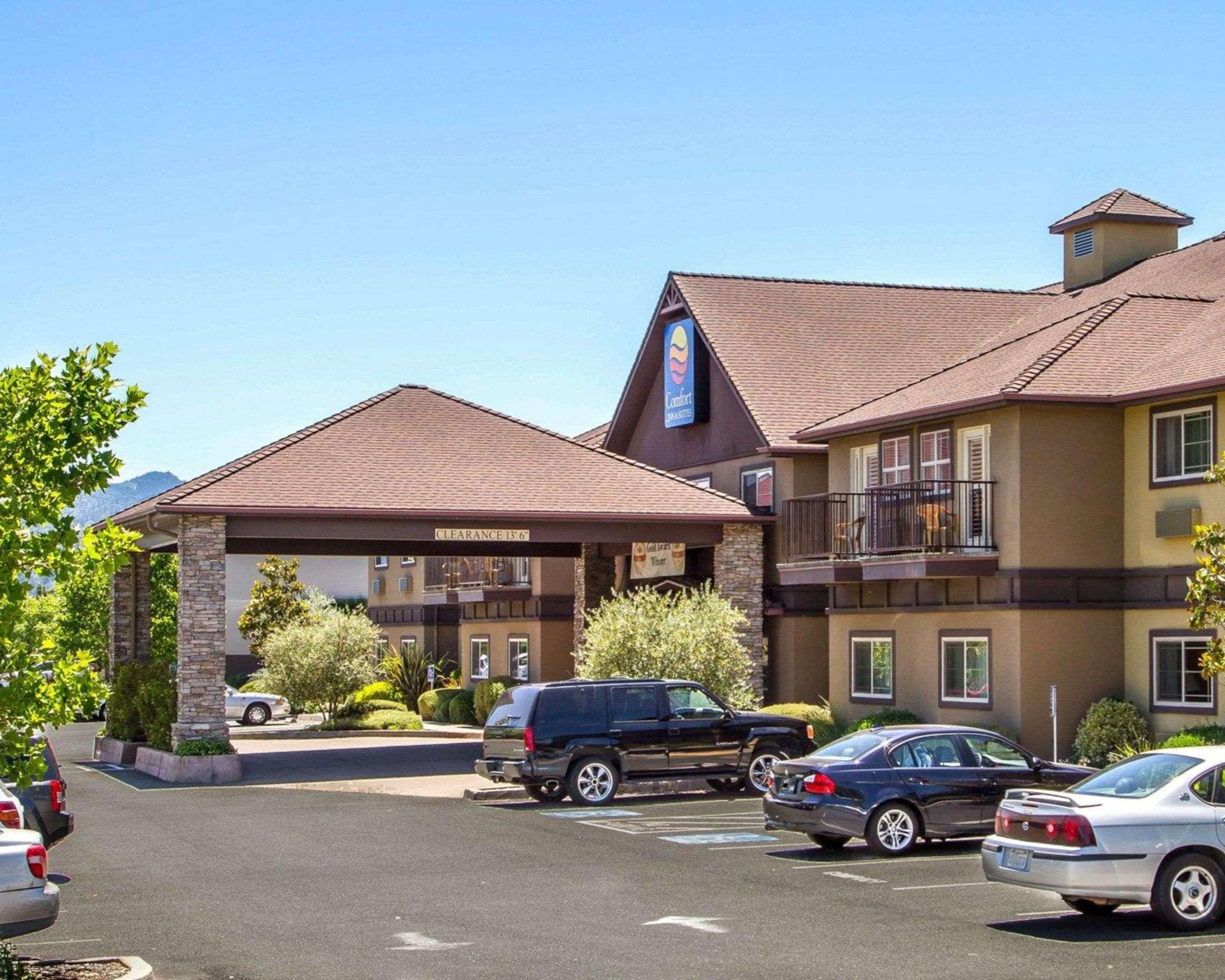 Comfort Inn & Suites Ukiah Mendocino County Buitenkant foto
