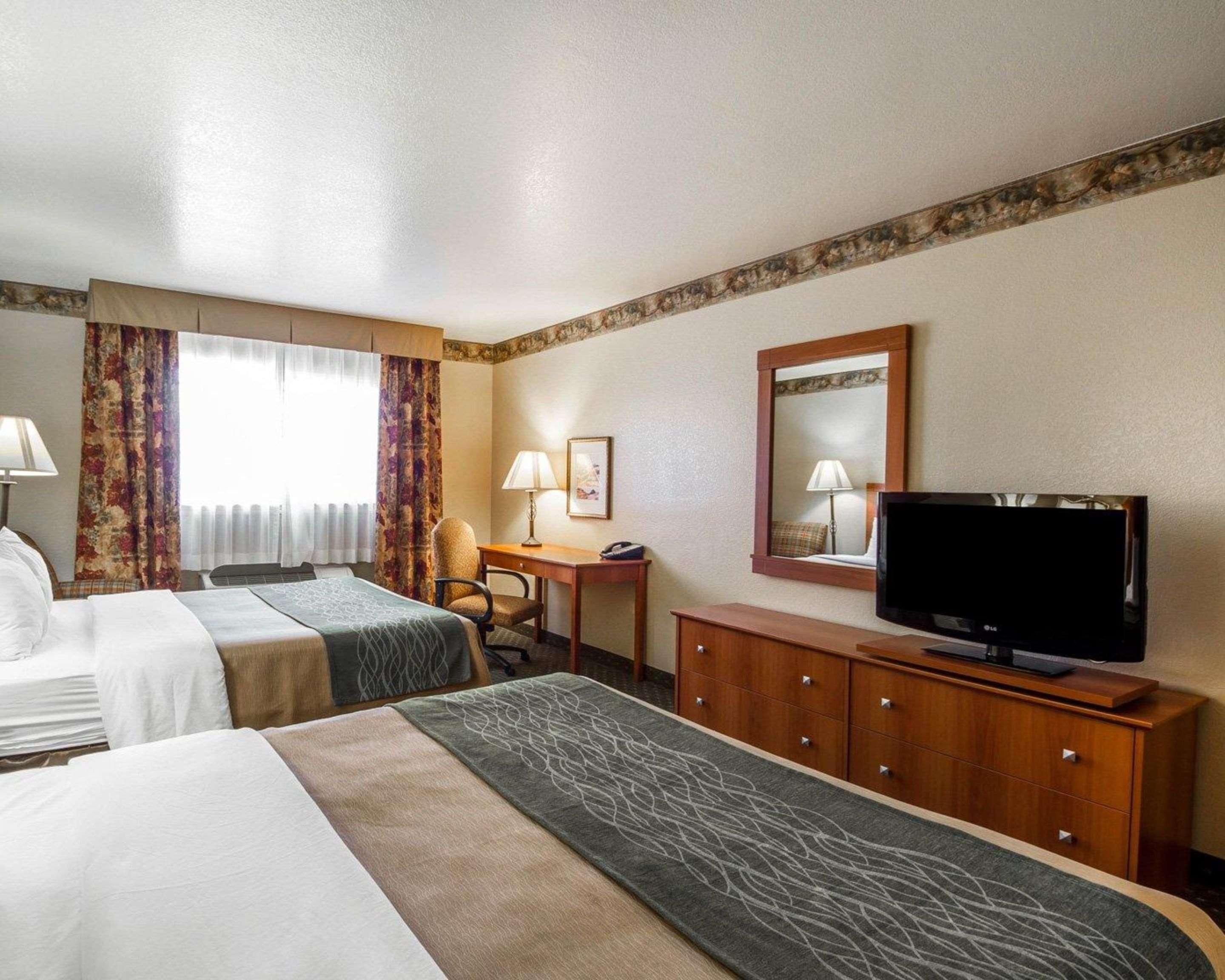 Comfort Inn & Suites Ukiah Mendocino County Buitenkant foto