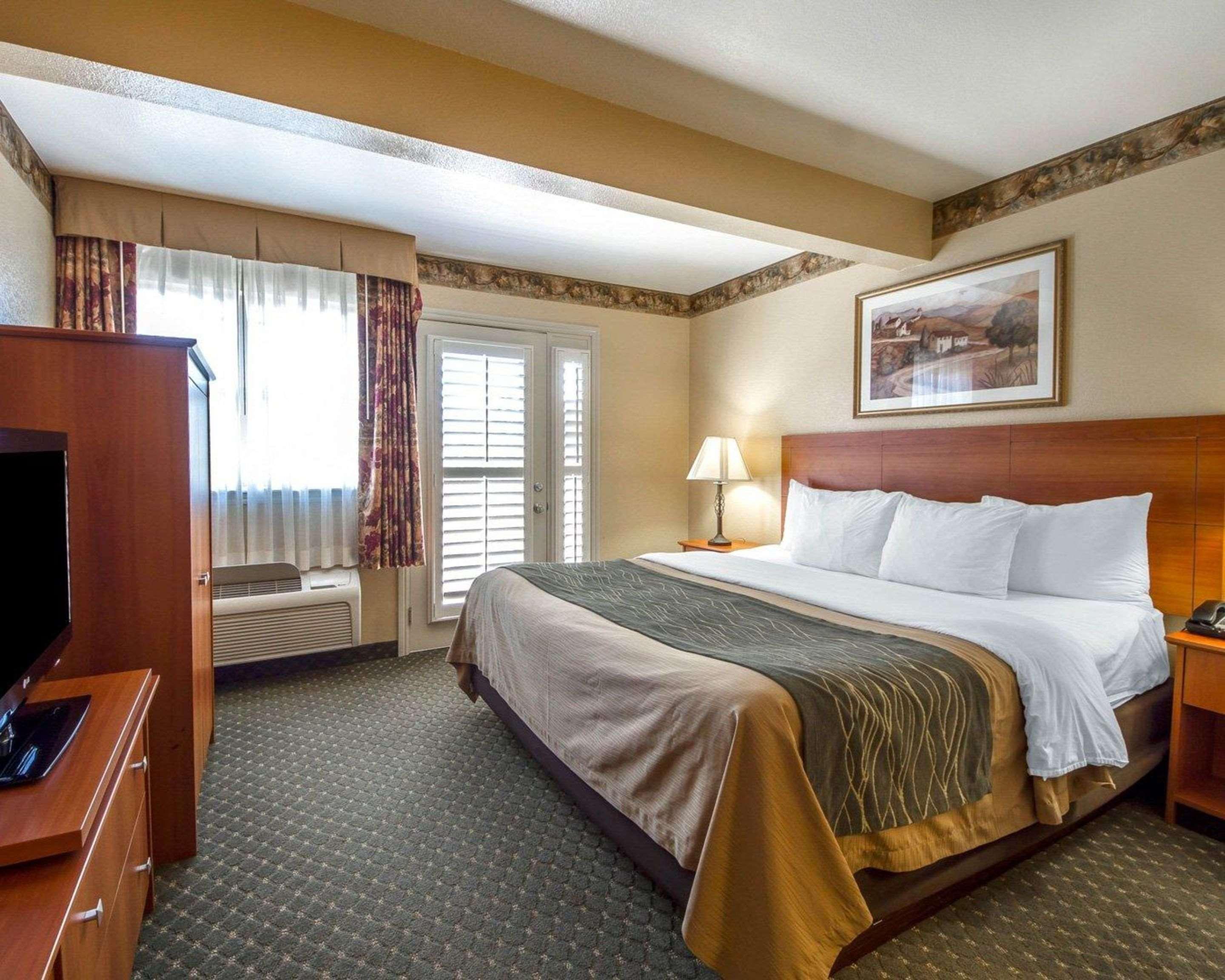 Comfort Inn & Suites Ukiah Mendocino County Buitenkant foto