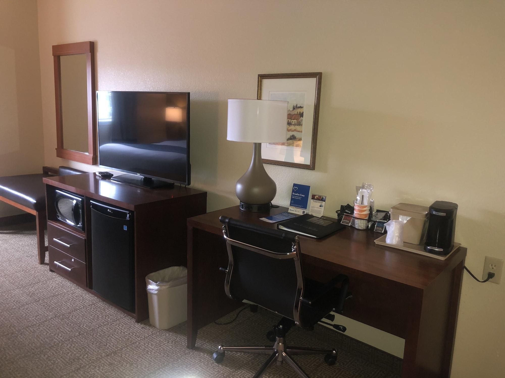 Comfort Inn & Suites Ukiah Mendocino County Buitenkant foto