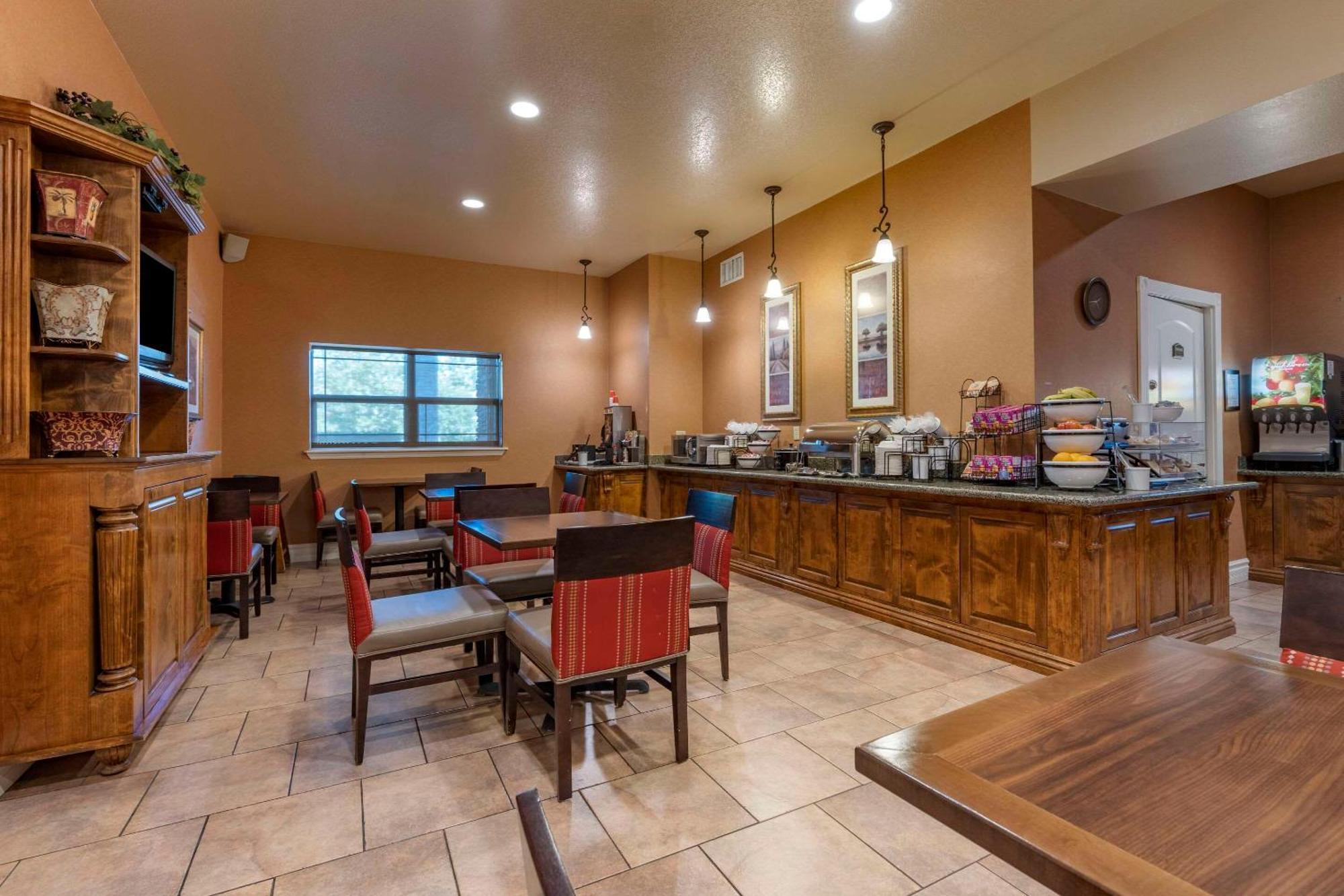 Comfort Inn & Suites Ukiah Mendocino County Buitenkant foto