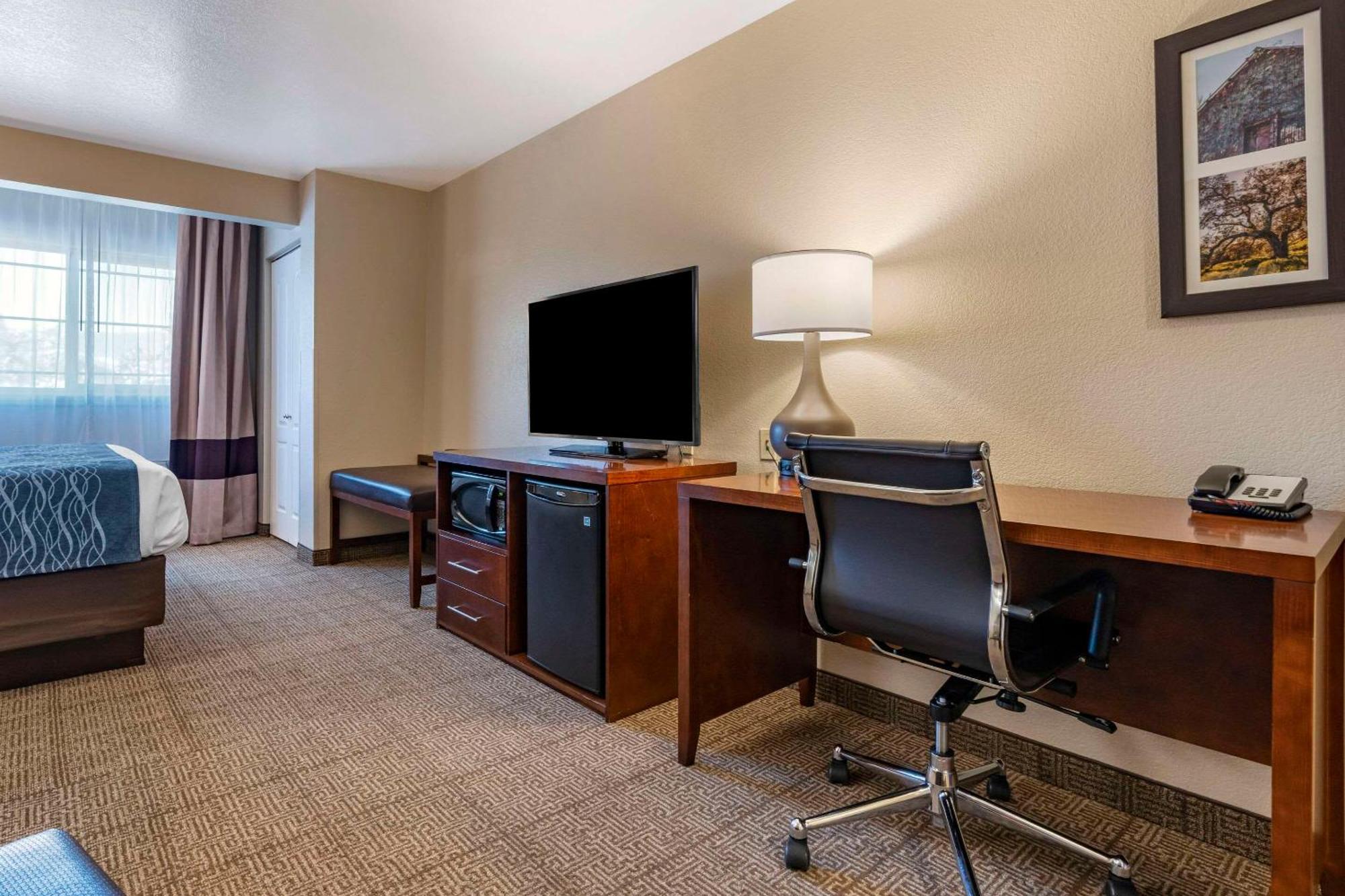 Comfort Inn & Suites Ukiah Mendocino County Buitenkant foto
