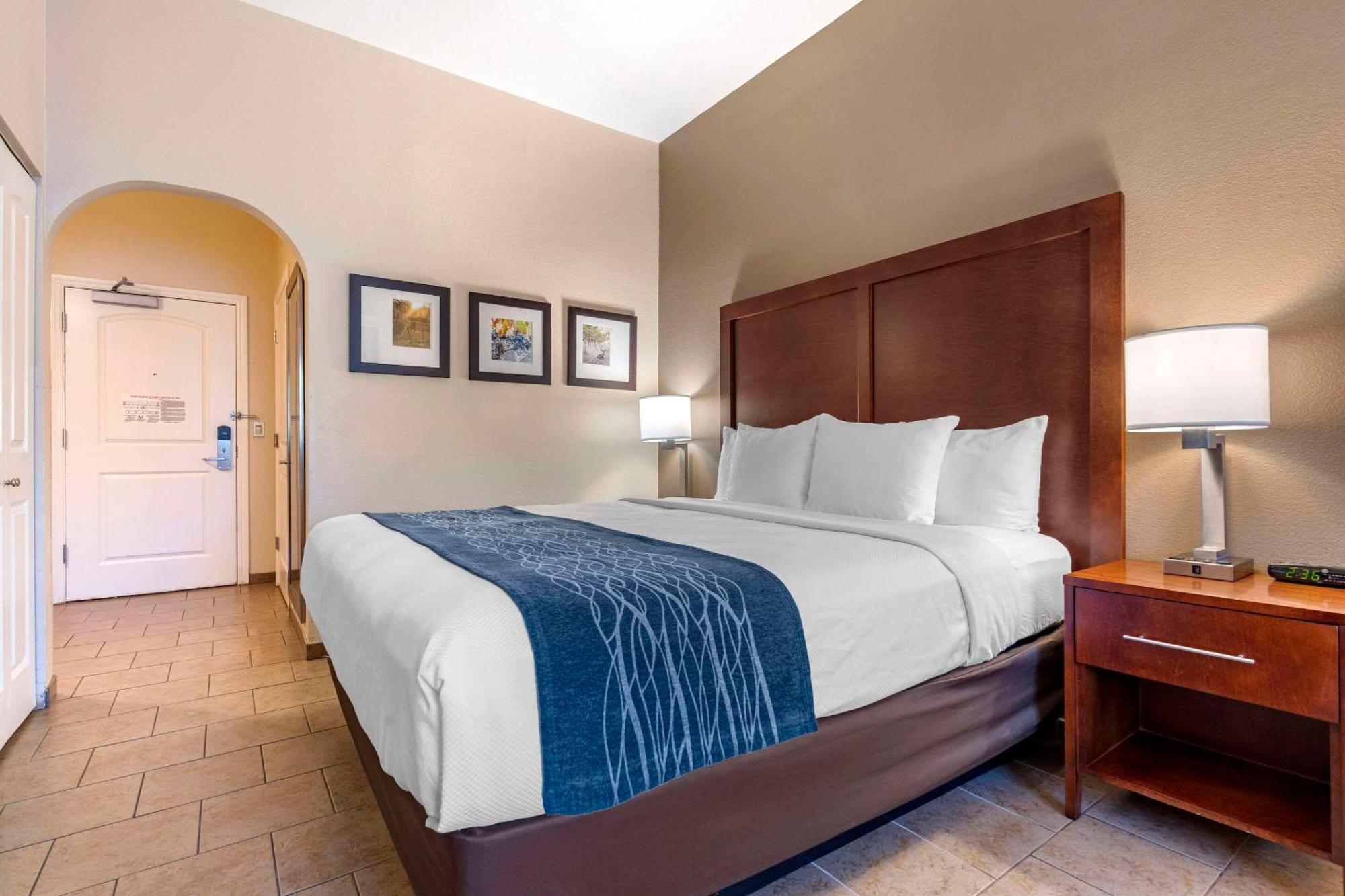 Comfort Inn & Suites Ukiah Mendocino County Buitenkant foto