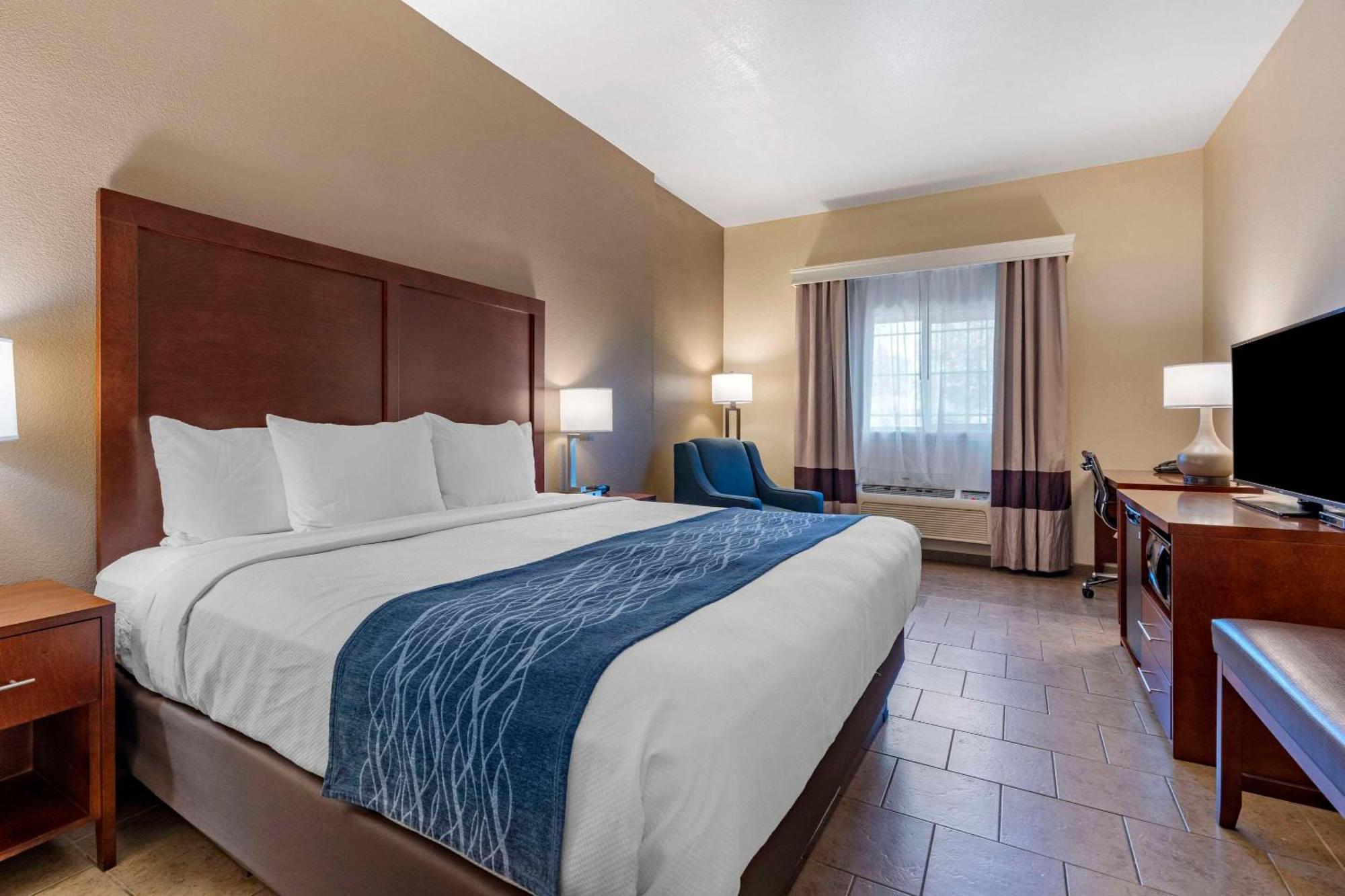 Comfort Inn & Suites Ukiah Mendocino County Buitenkant foto