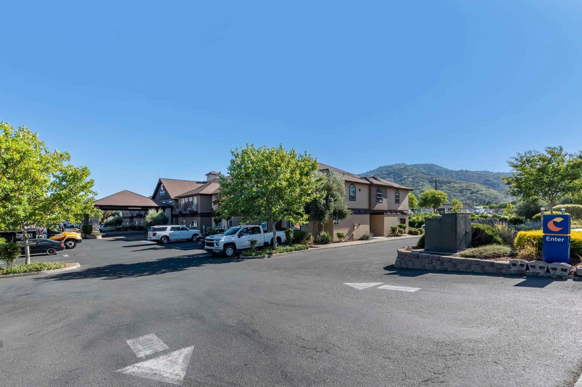 Comfort Inn & Suites Ukiah Mendocino County Buitenkant foto